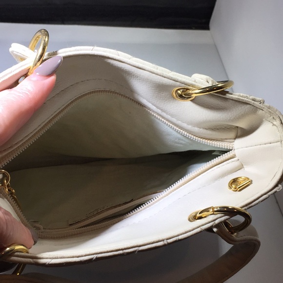 Very clean Lord & Taylor’s exclusive! - Picture 5 of 5